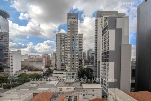 FI8095004-1