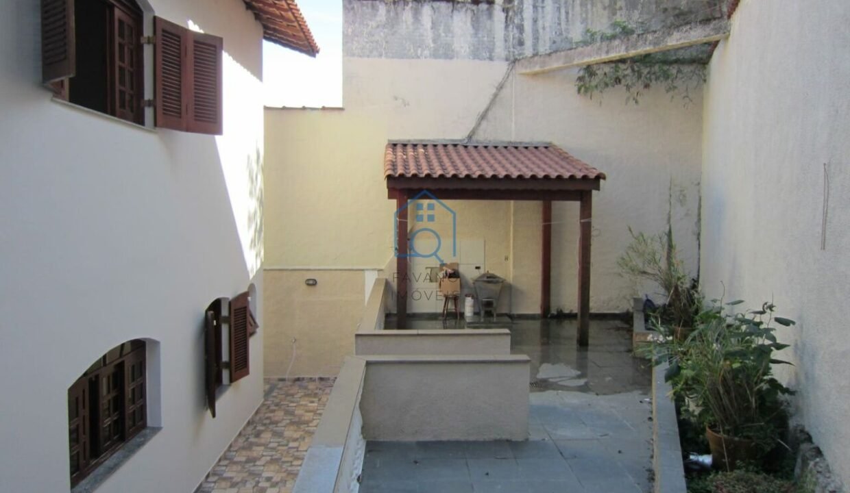 FI8139011