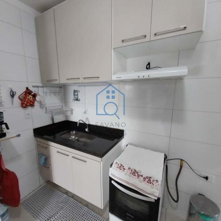 FI8208011