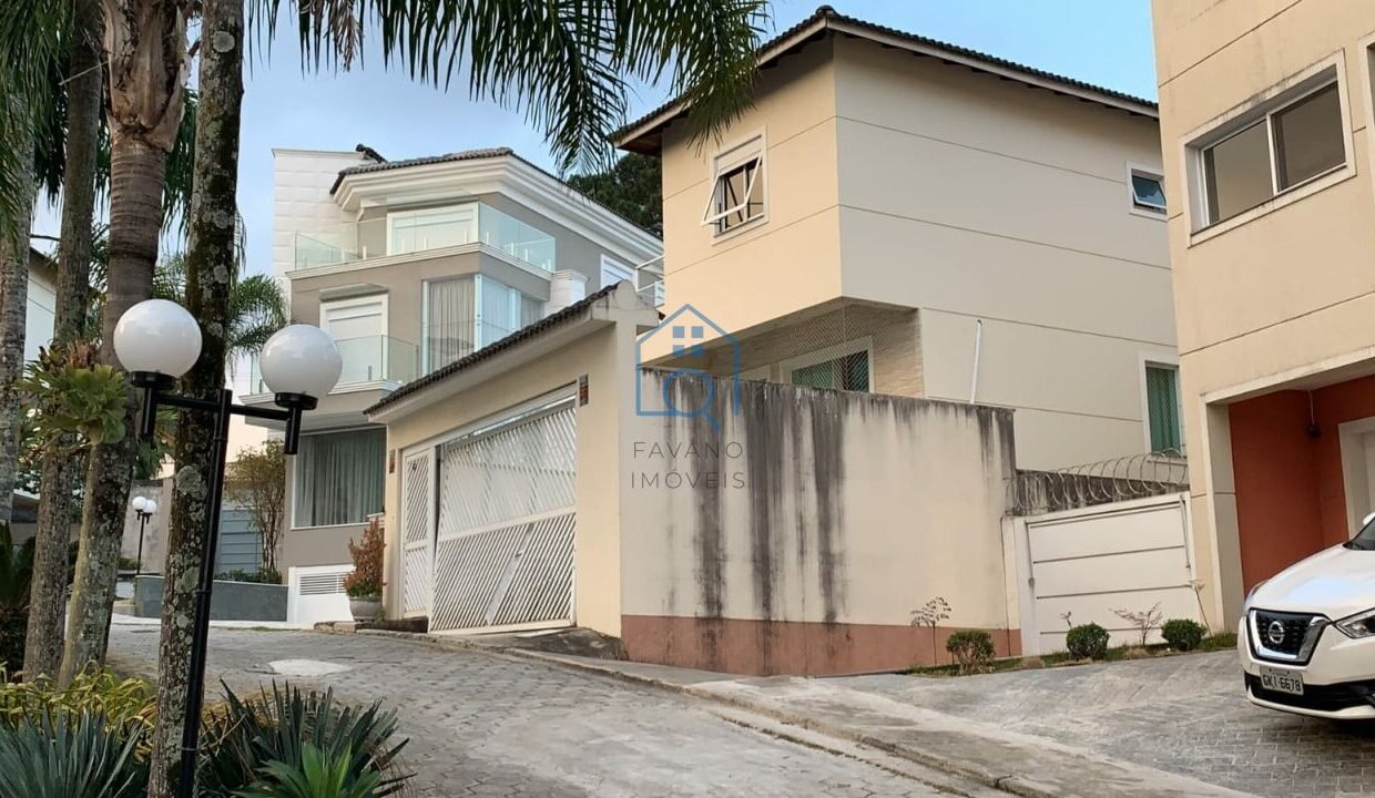 FI8214017
