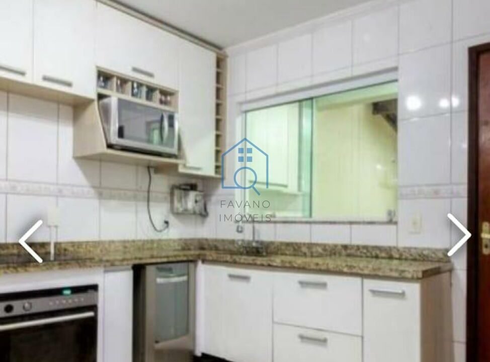 FI8218018