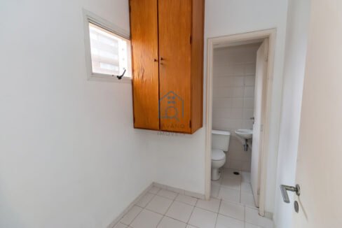FI8296023