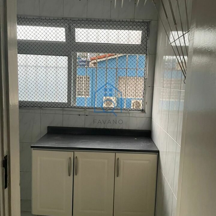 FI8340001