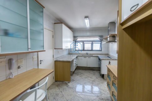 FI8607033