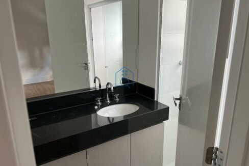 FI8705005
