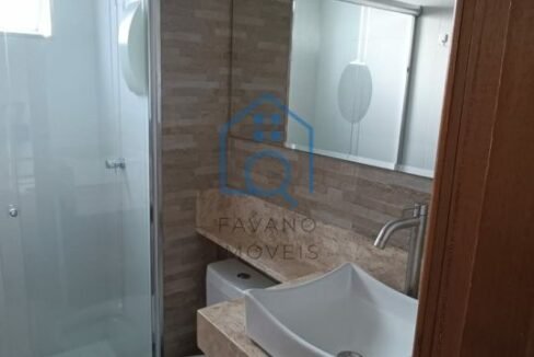 FI8389013