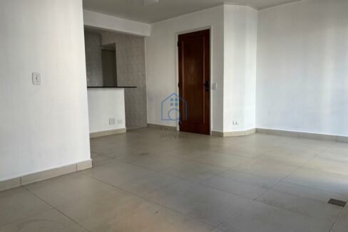 FI8957004