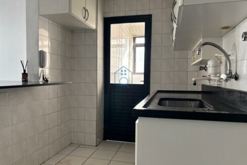 FI8957008