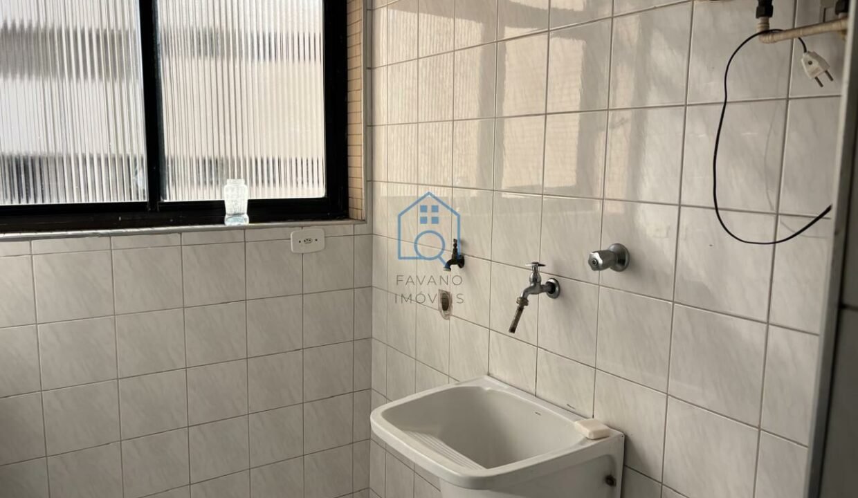 FI8957015