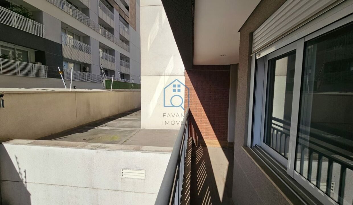 FI8989003
