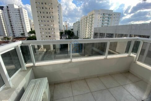 FI8372021